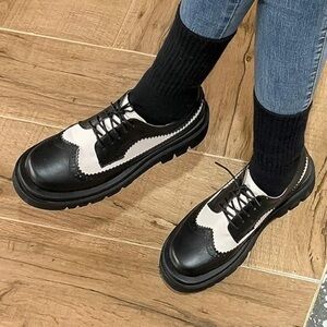 (E3) Riverstone Platform Shoes Women Vintage Gothic Black White 90s Shoes Size 9